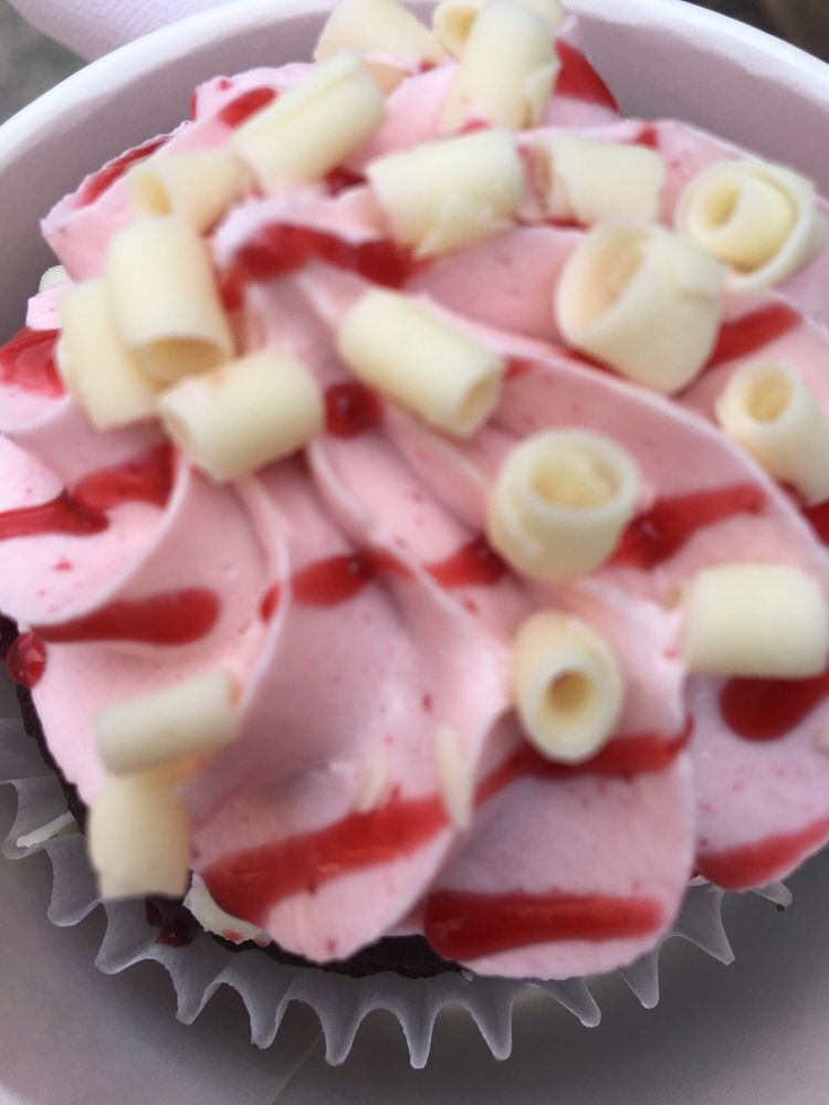 Cupcakes Around The Corner