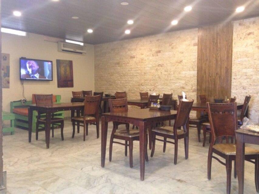 Al Hanaa Restaurant