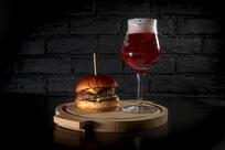 Craft Beer & Burgers