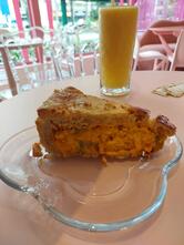 Abelha Rainha - Confeitaria Tradicional