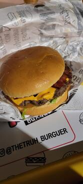 THE TRUTH BURGUER