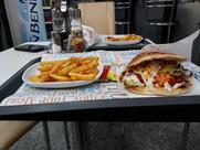 2 Brothers Restaurant