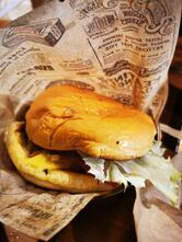 SAMY’S BBQ BURGER 18