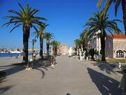 Carlina Cocktail bar