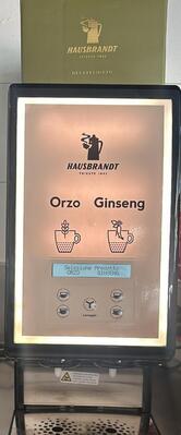 Bar Linda Cocktail Lounge Drink