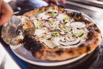 Donna La Cucina Italiana