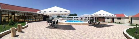 Pool Bar Oasis