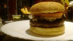 Antônio's Hamburgueria e Restaurante