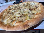 Corneli Pizza