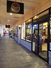 Tully's Coffee
