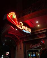 Boston's The Gourmet Pizza