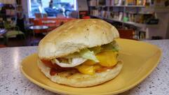 Caffè letterario Mangiaparole mangi e leggi