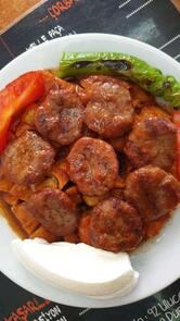 Kucuk Saray Pideli Kofte Salonlari