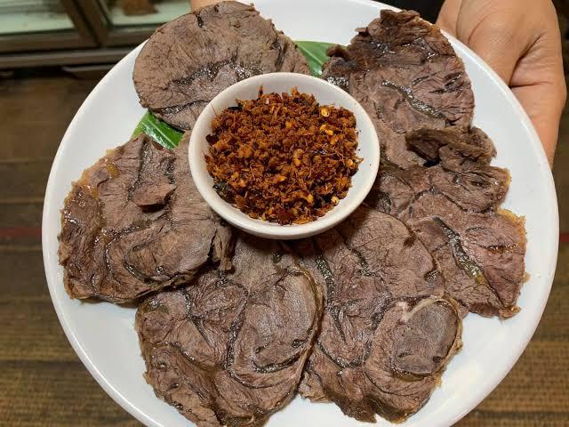 ร้านลาบฅนเมือง