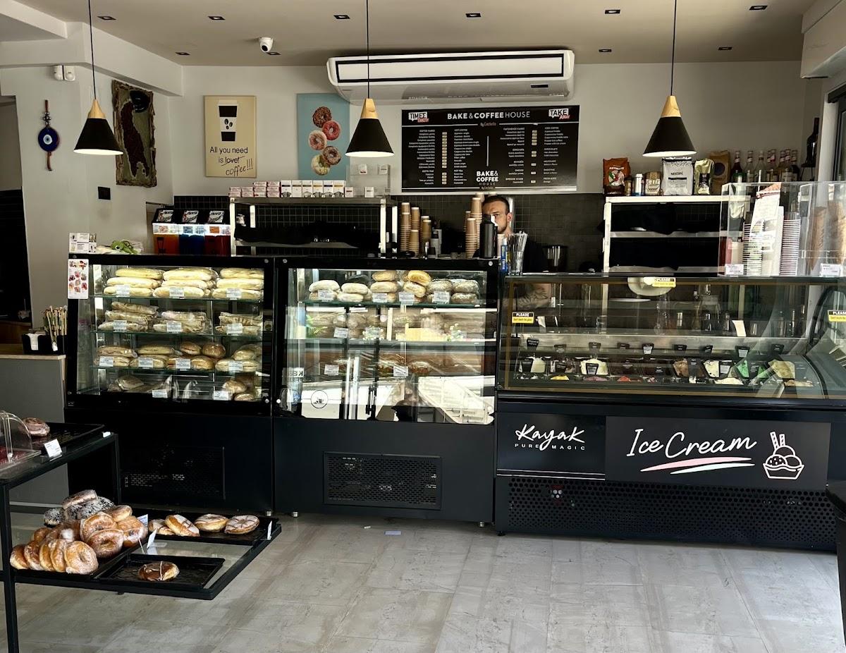Bake & Coffee house by "Castello"