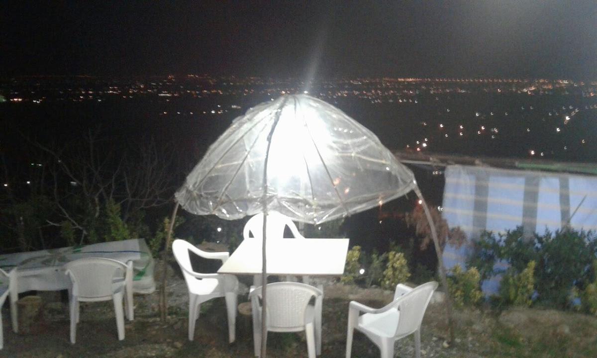 کافه رستوران و سفره خانه سنتی بام گیلدا
