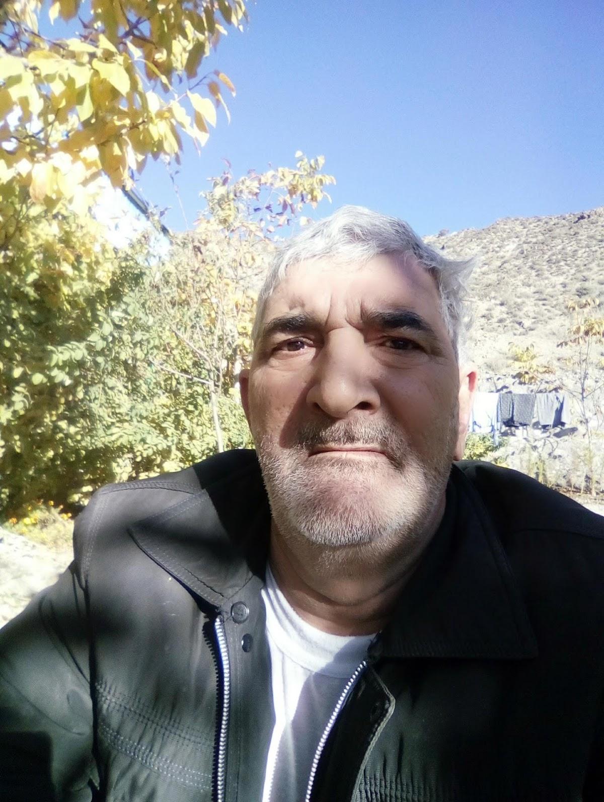چلو کبابی دژکام