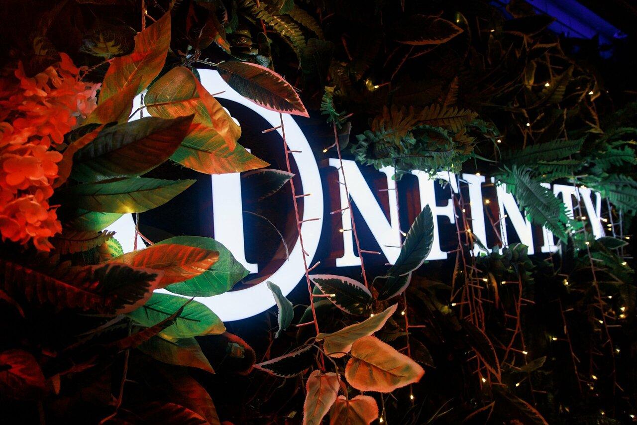 Infinity Night Hall