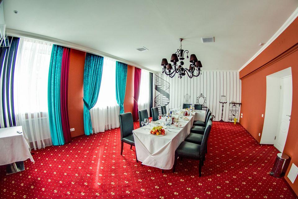 Matrёshka Plaza