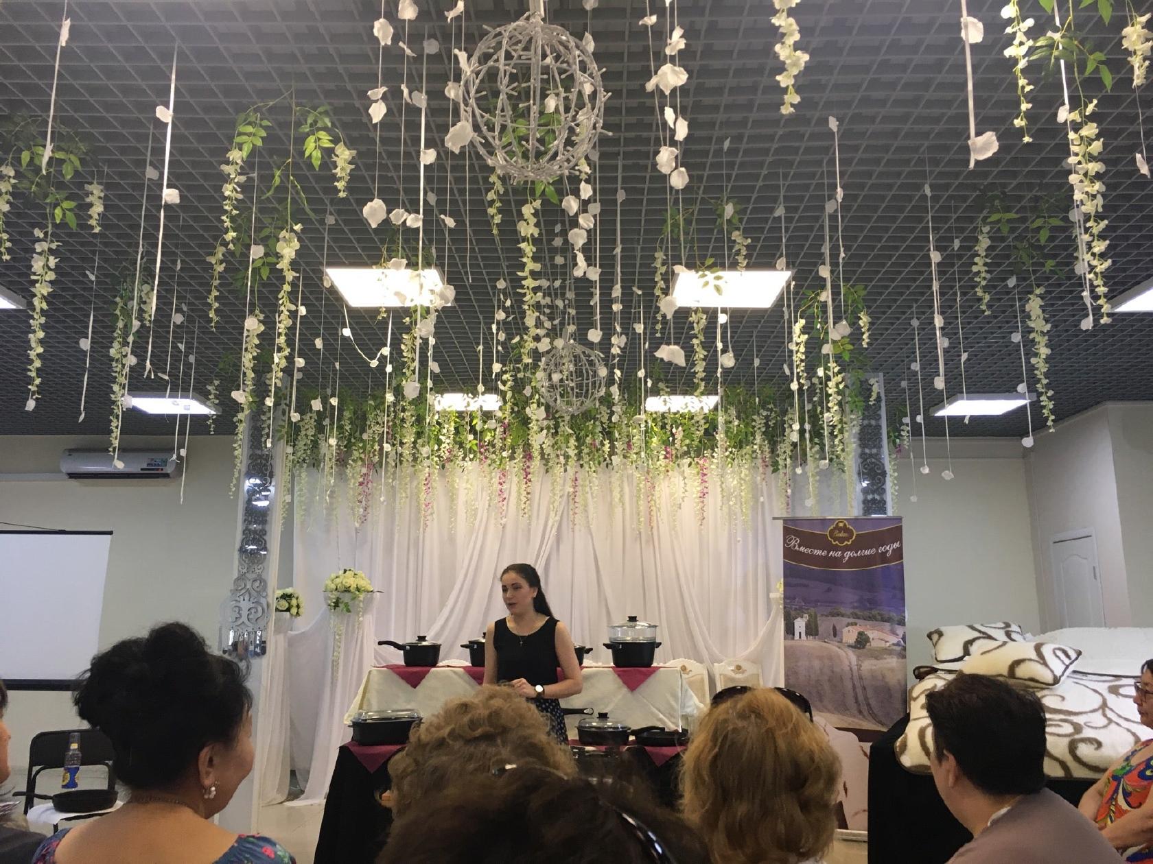 Банкетный зал "Хомус"