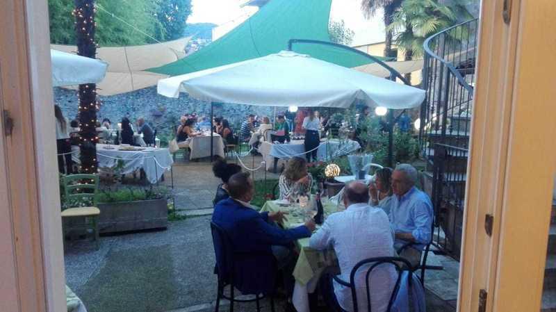 La vecchia intra