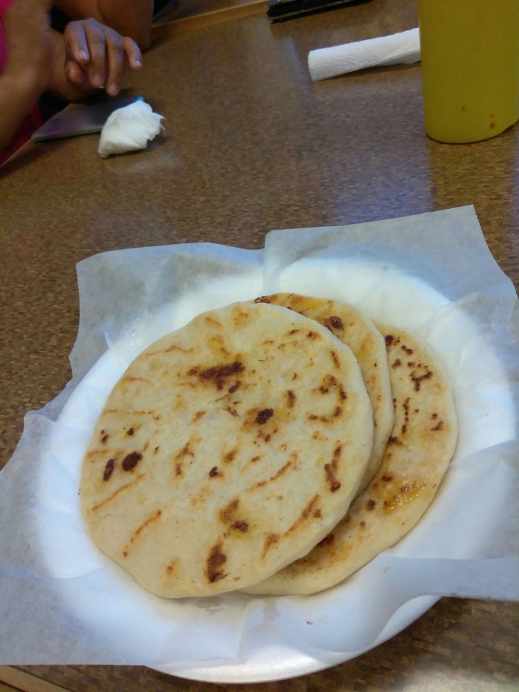 Pupuseria Sabor El Sal