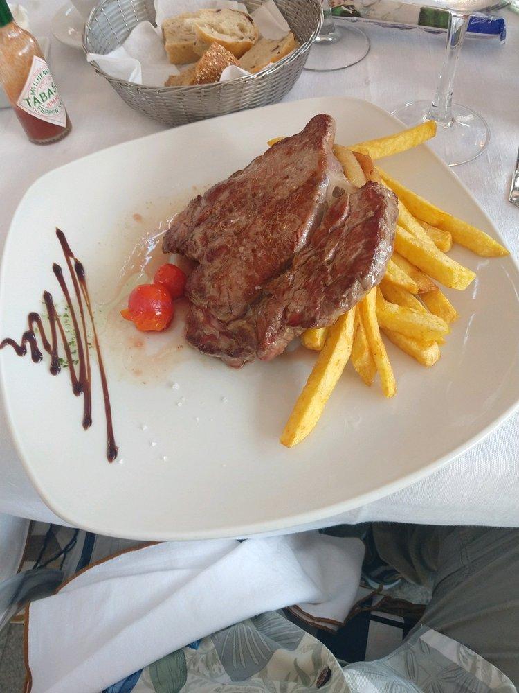 Numero Ocho Brasserie