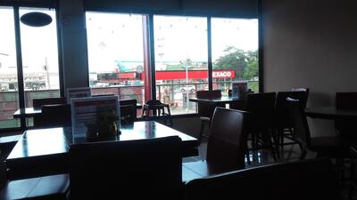 Deni's Pizza