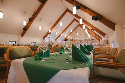 Schloss Hausleiten Events & Hochzeiten