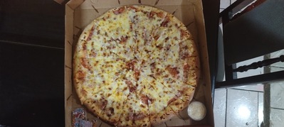 Moya's Pizza