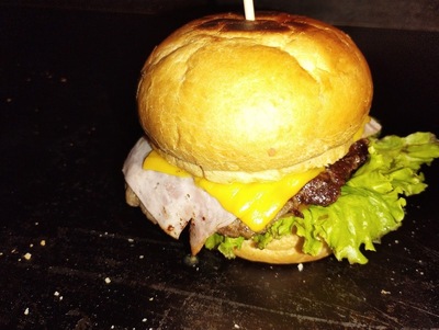COUSIN'S BURGUER