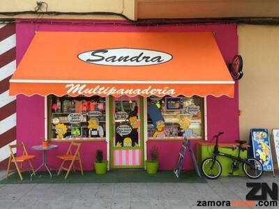 Kiosko Sandra Multipanadería ( Servicio Paquetería )