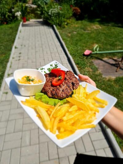 Pensiune Restaurant SunReno