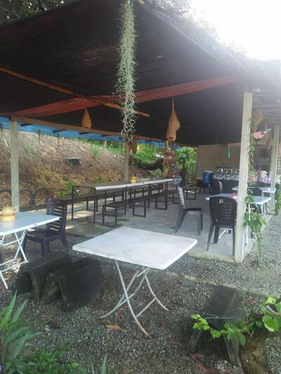 Kedai Bakso Dan Makan Tengah Hari "Kak Ria"
