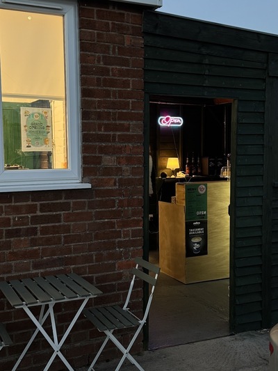 The Butty Hut Café