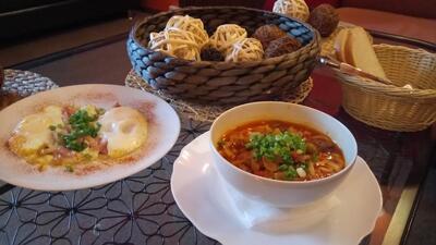 Кафе мотель "Понаехали"