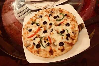 Graduate Pizza