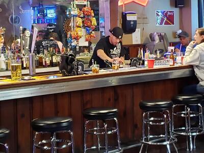 Benji’s Bar