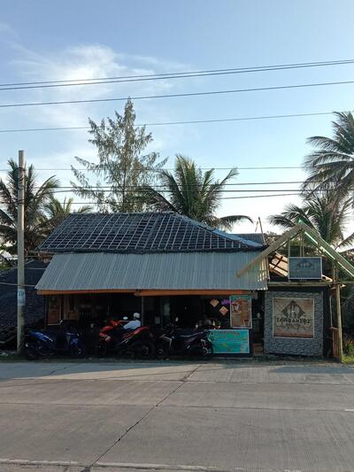 TAMBAKERZ BAR & RESTO