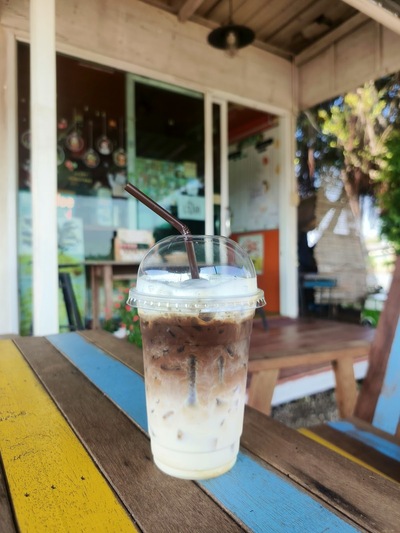 นัทชา คอฟฟี่