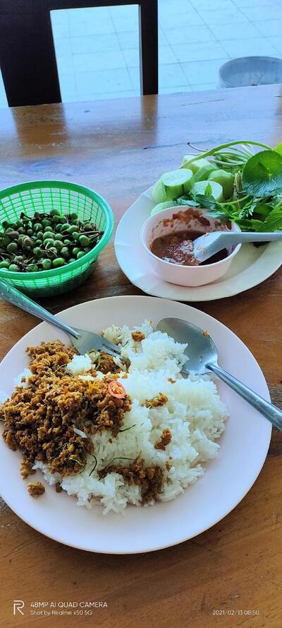 ร้านเพื่อนแพง แกงใต้