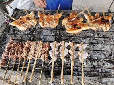ร้านไก่ย่างวิเชียรบุรี