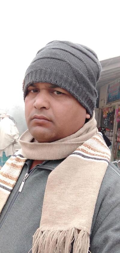 shiv shankar sweet and chat house .