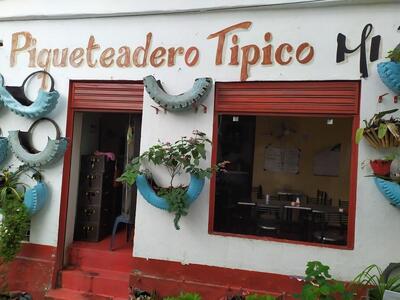 Piqueteadero Típico Mi Refugio