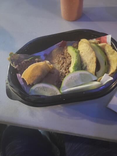 Prado's Steaks