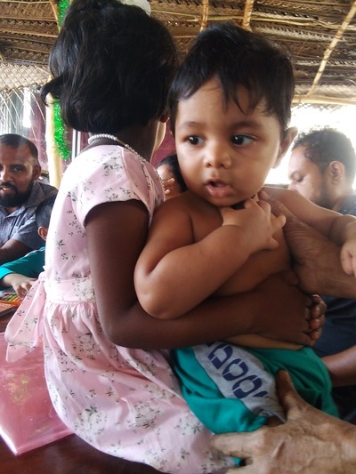 මහින්ද ආපන ශාලාව දිවුල්ලෑව