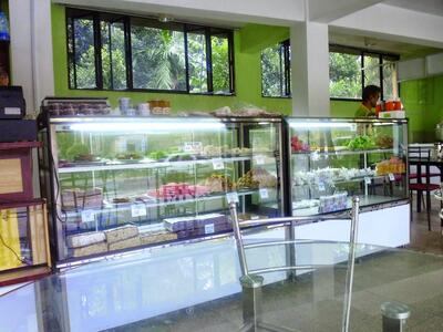 Kapila Bakers & Pastry Shop