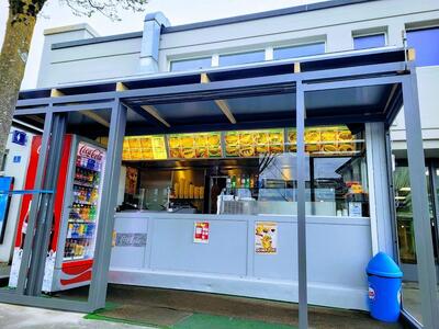 Metro Pizza and Kebab Shop