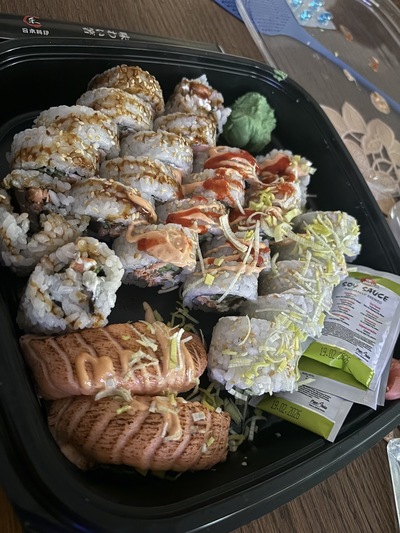 One & more sushi