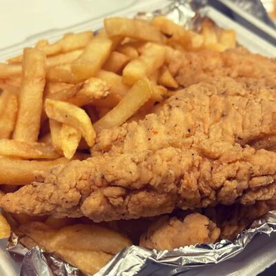 Freshy's Wings n Things